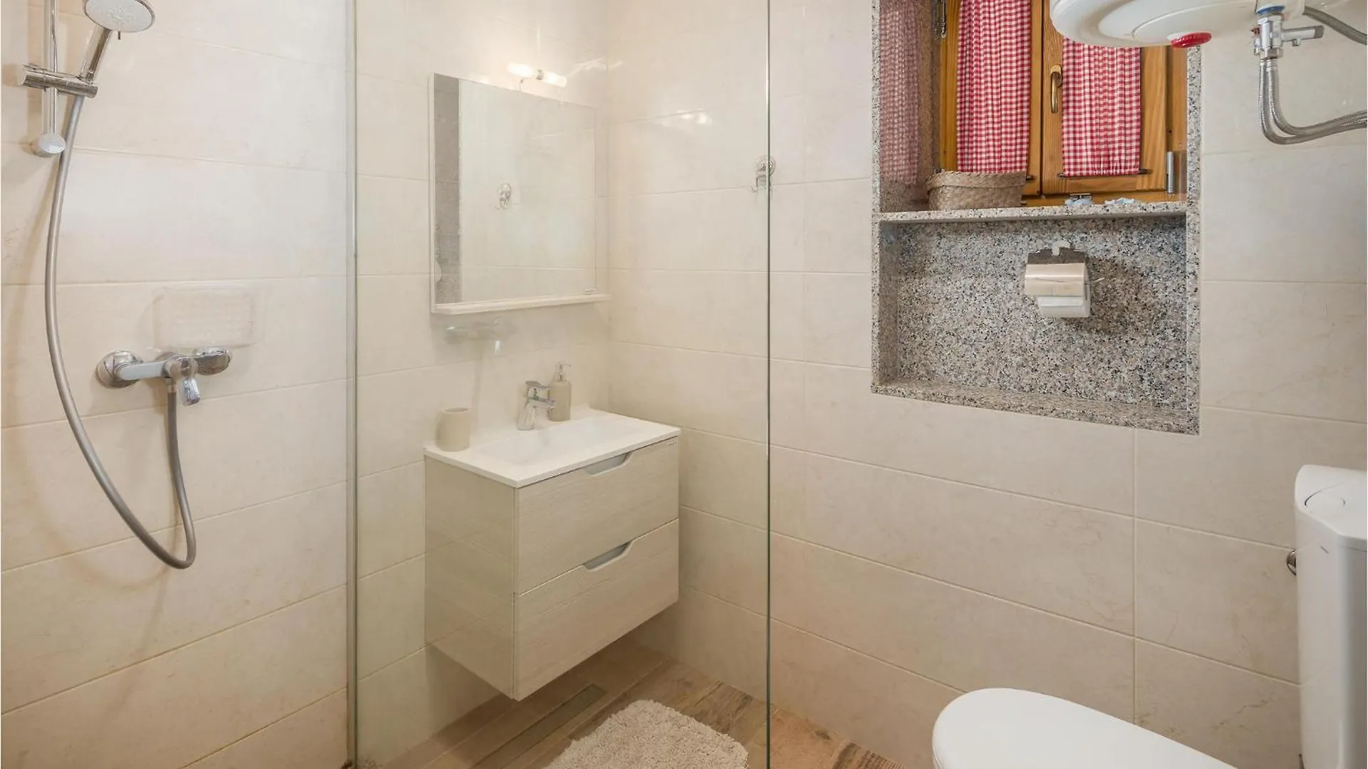 Stunning Apartment In Groznjan With Wi-Fi